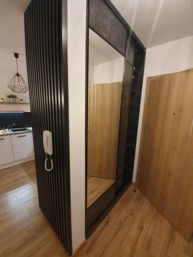 Apartament Number One Nova Wozownia レシュノ エクステリア 写真