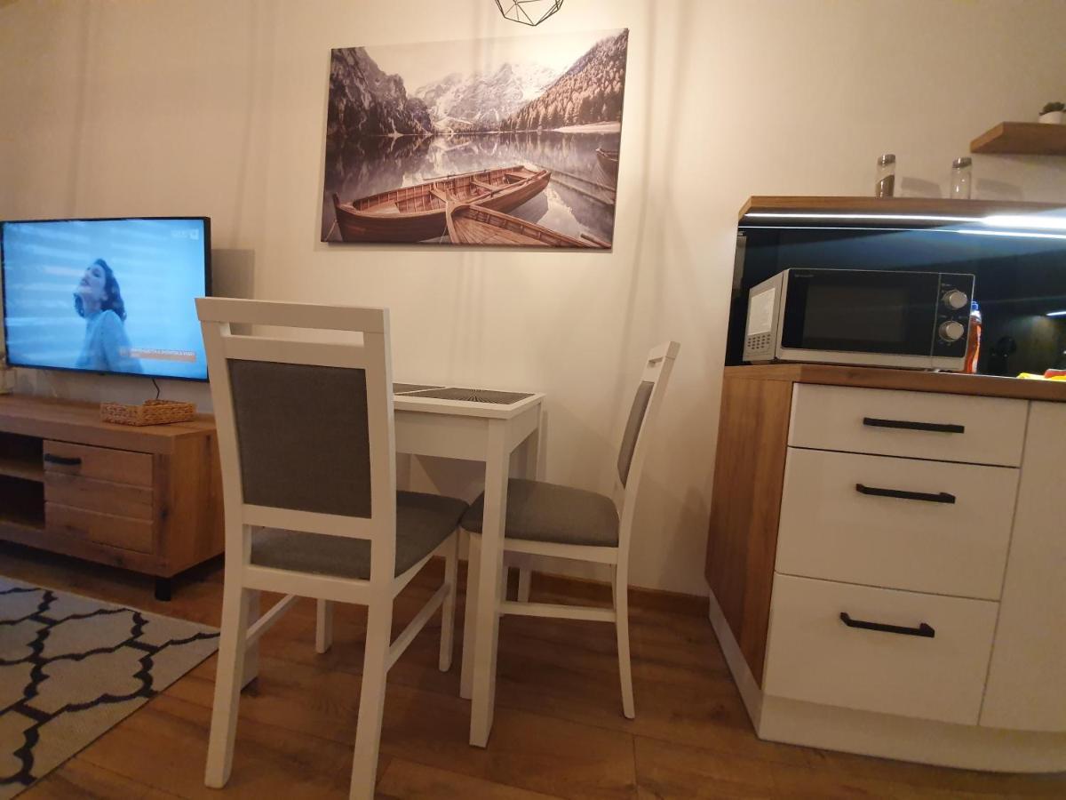 Apartament Number One Nova Wozownia レシュノ エクステリア 写真