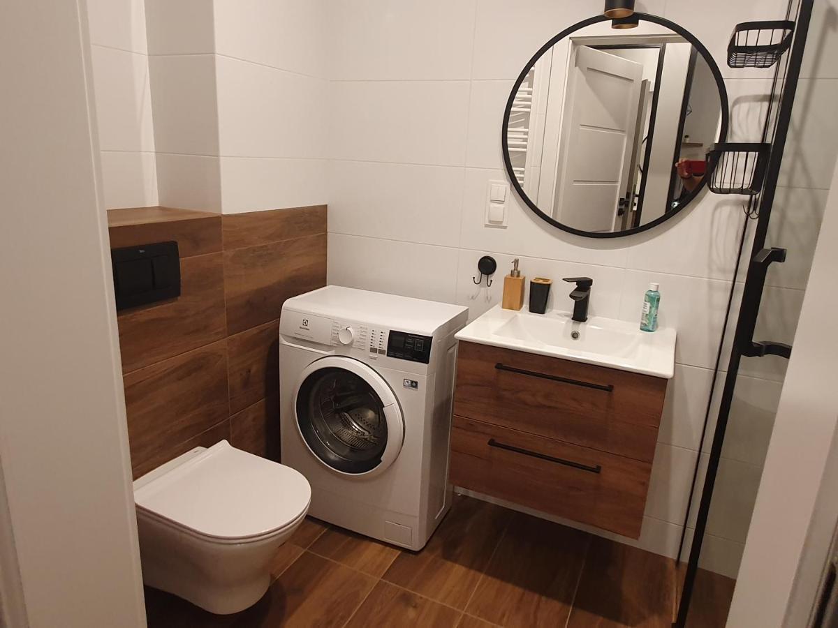 Apartament Number One Nova Wozownia レシュノ エクステリア 写真